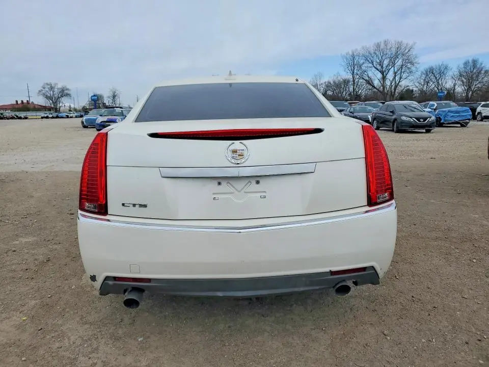 2010 CADILLAC CTS LUXURY COLLECTION  
