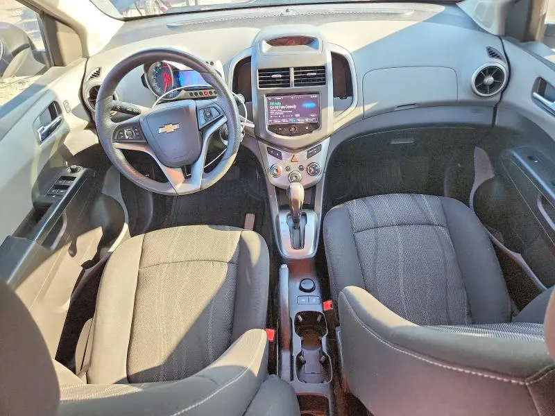 2015 CHEVROLET SONIC LT  