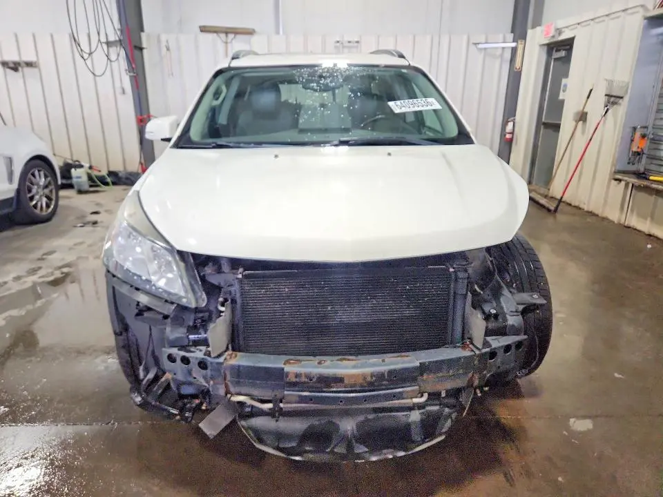 2013 CHEVROLET TRAVERSE LT  