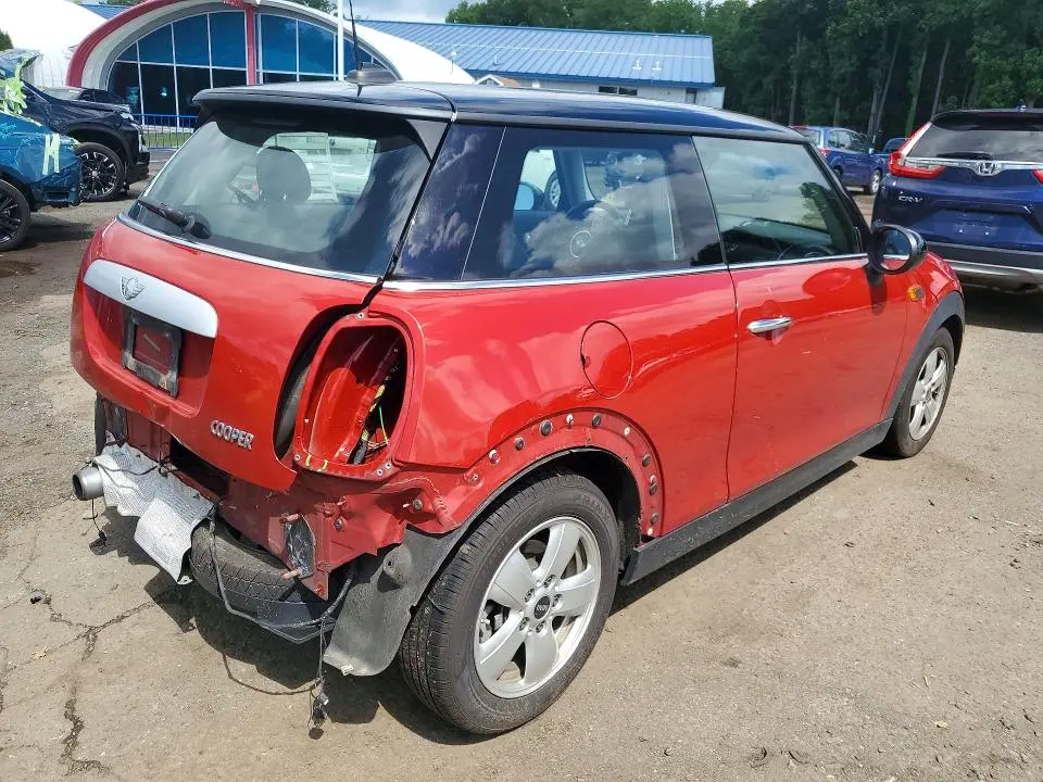 2014 MINI COOPER   