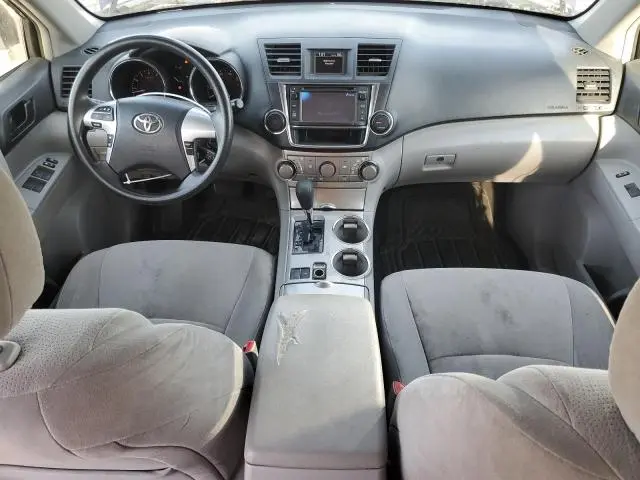 2013 TOYOTA HIGHLANDER BASE  