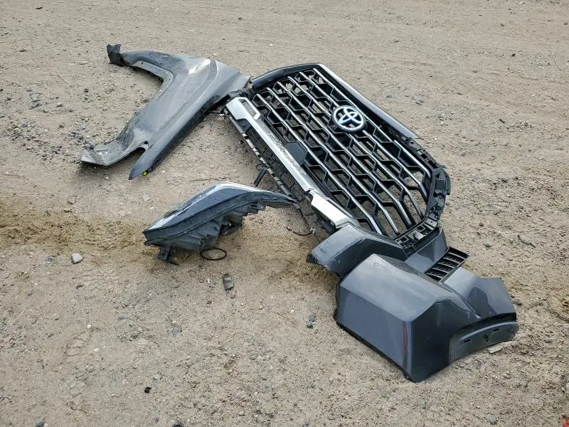 2023 TOYOTA TUNDRA CREWMAX CAPSTONE  