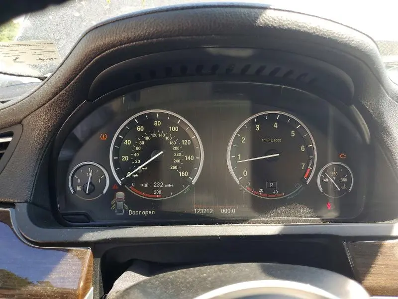 2012 BMW 750 XI  