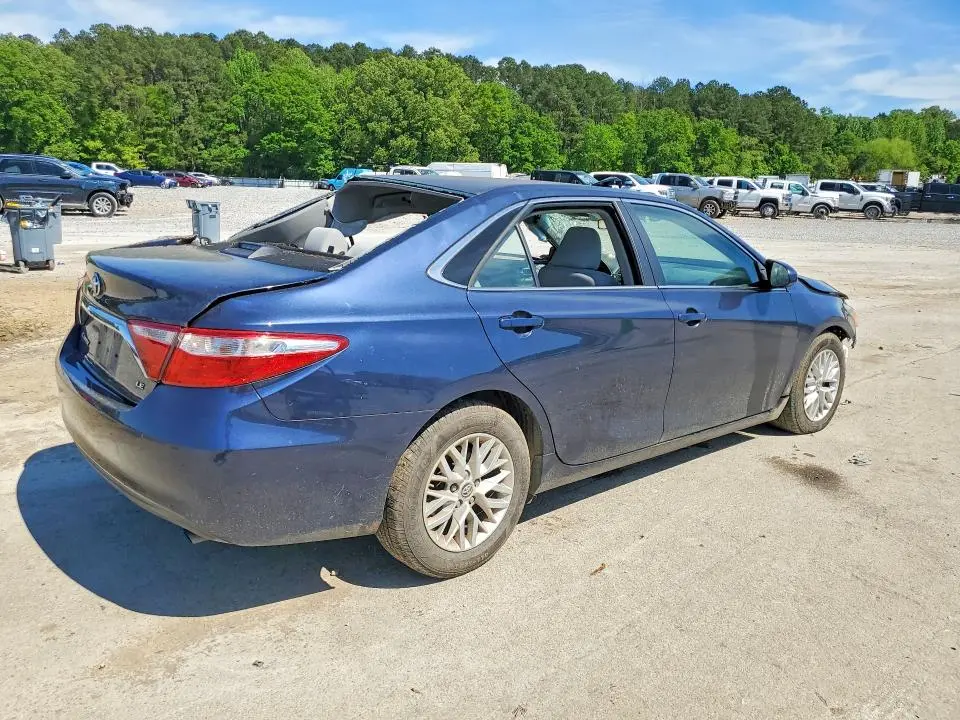 2017 TOYOTA CAMRY LE  