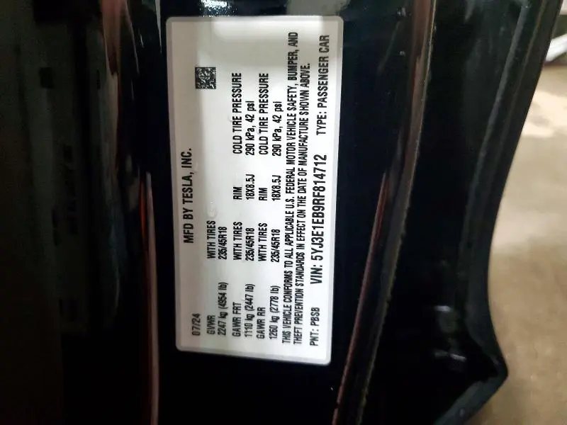 2024 TESLA MODEL 3   