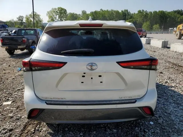 2021 TOYOTA HIGHLANDER LIMITED  