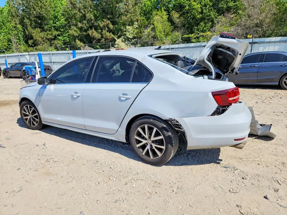 2017 VOLKSWAGEN JETTA SE  