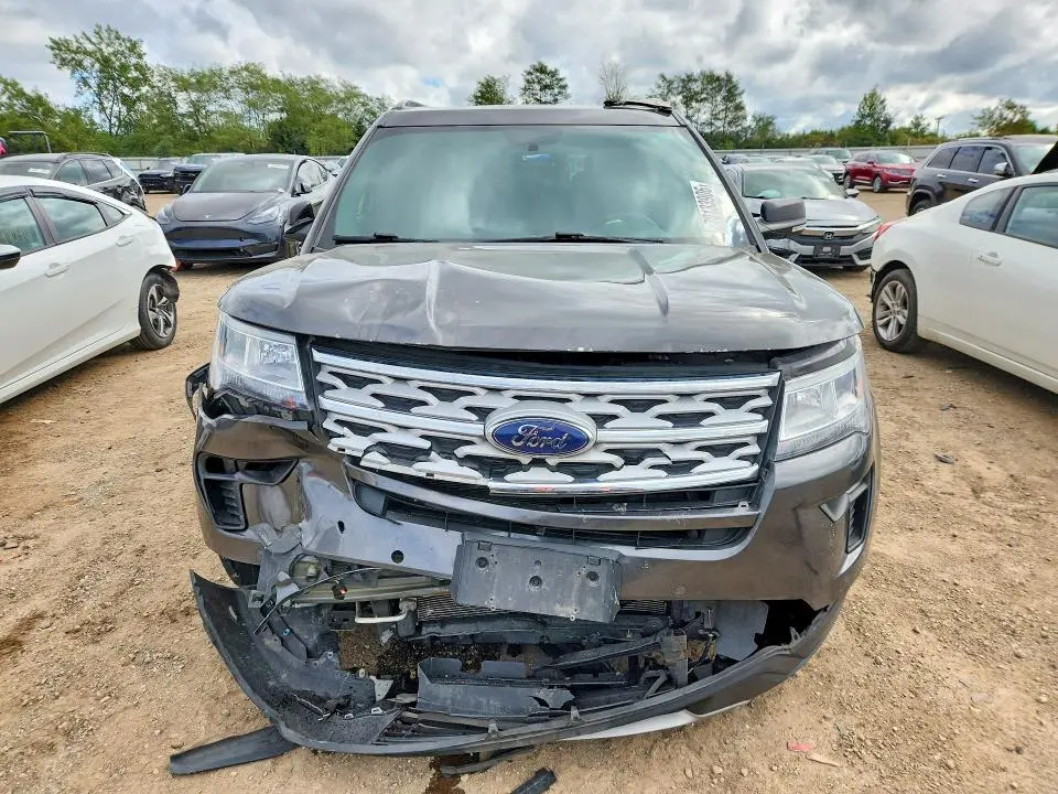 2019 FORD EXPLORER XLT  