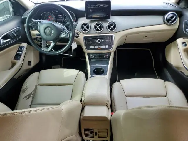 2020 MERCEDES-BENZ GLA 250  