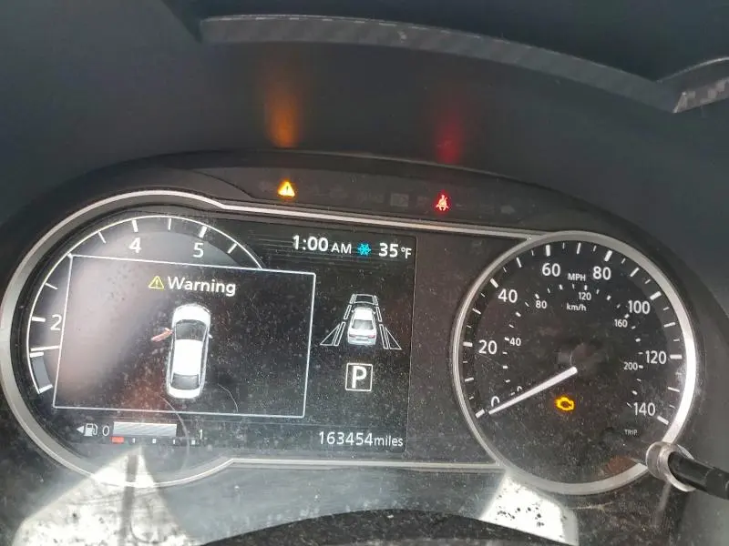 2020 NISSAN VERSA SV  