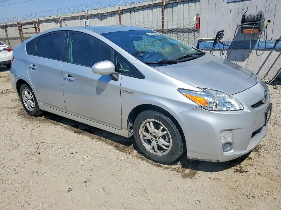2011 TOYOTA PRIUS THREE  