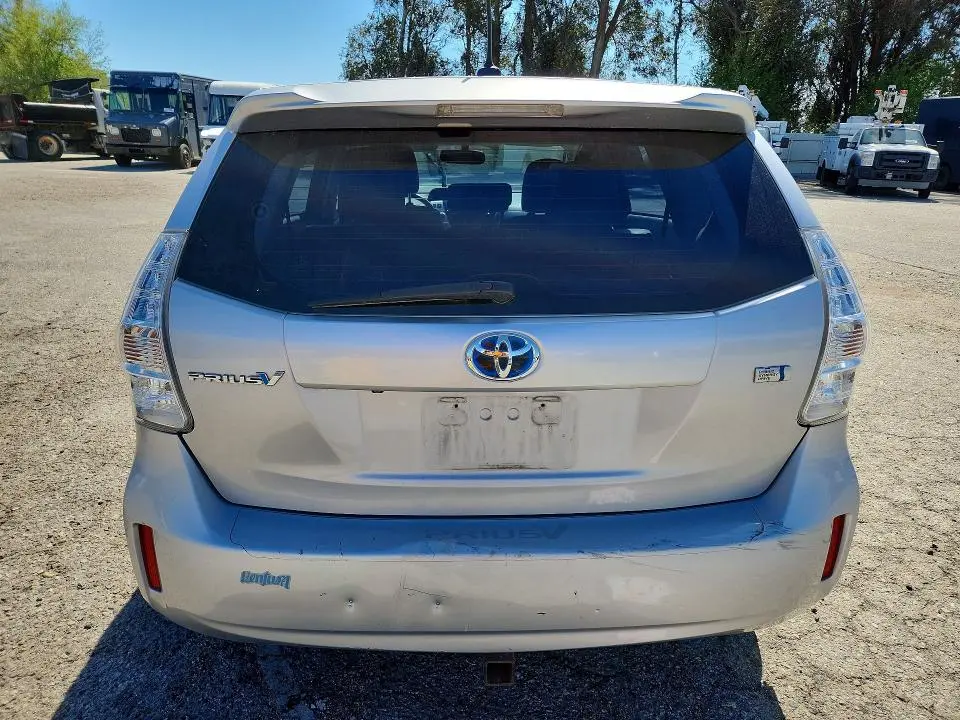 2013 TOYOTA PRIUS V FIVE  