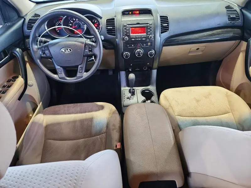 2012 KIA SORENTO LX  