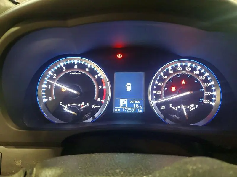 2016 TOYOTA HIGHLANDER LE  