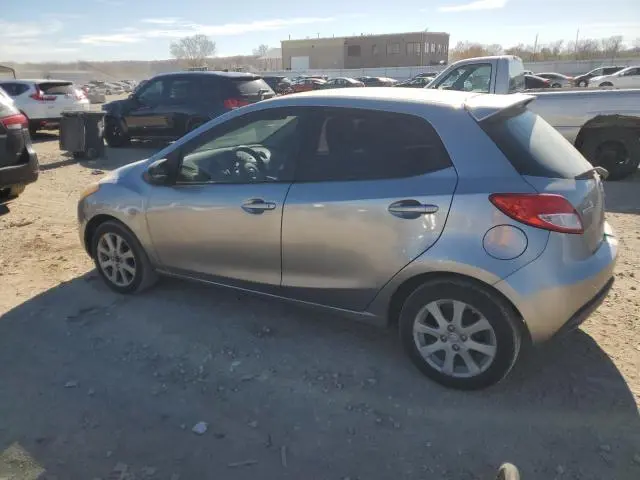 2011 MAZDA MAZDA2   