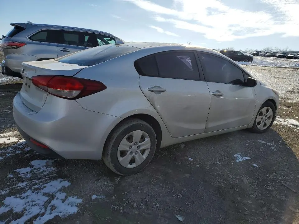 2018 KIA FORTE LX  