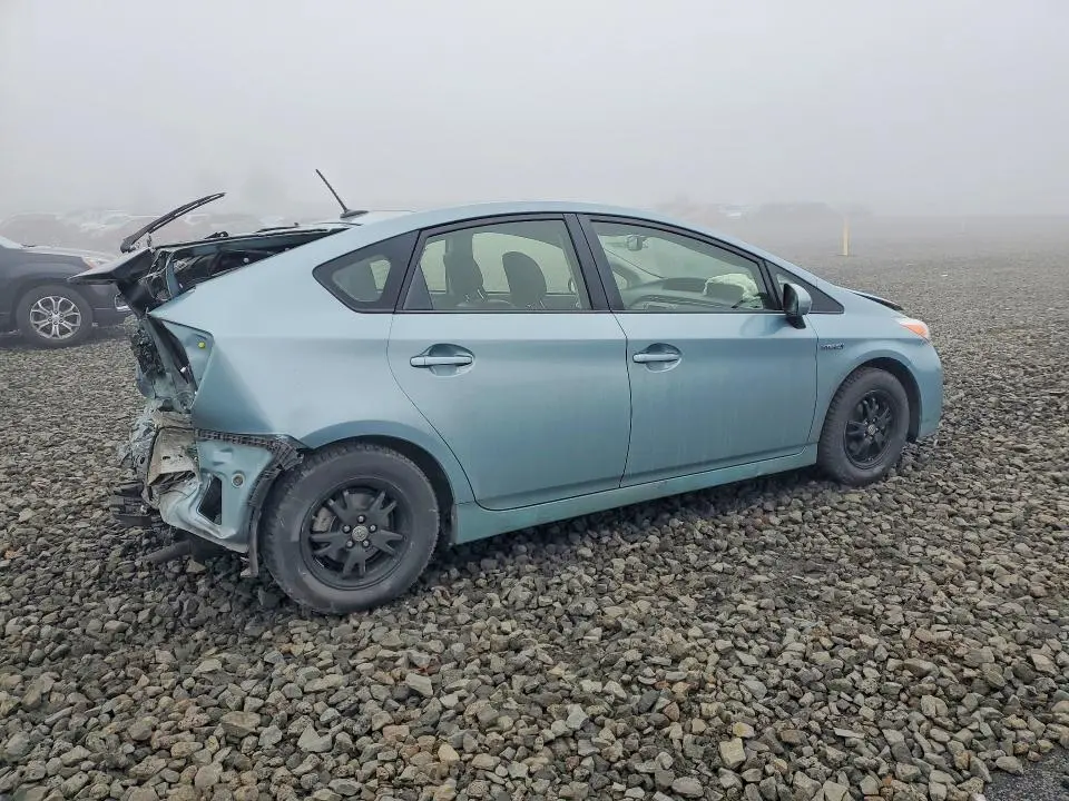 2013 TOYOTA PRIUS FOUR  