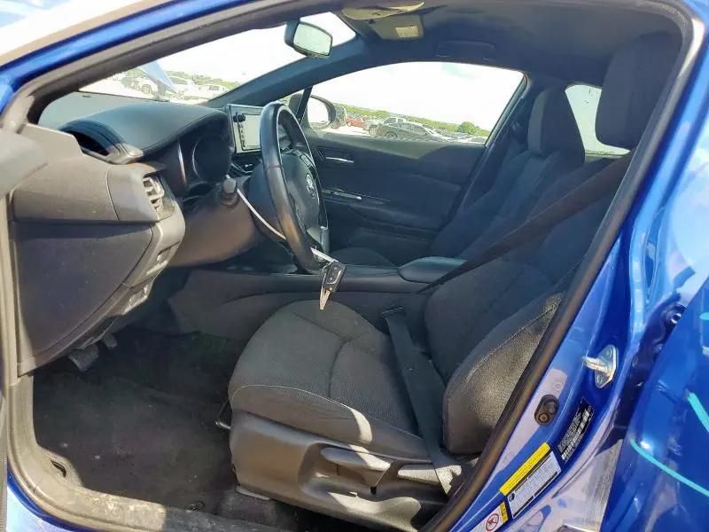 2018 TOYOTA C-HR XLE  