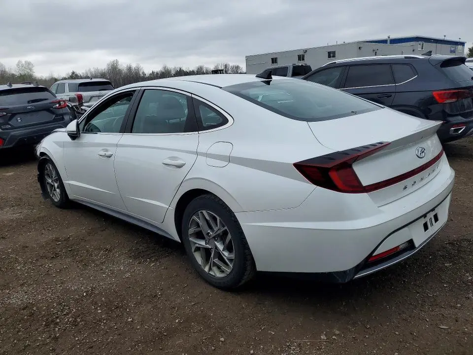 2021 HYUNDAI SONATA SE  