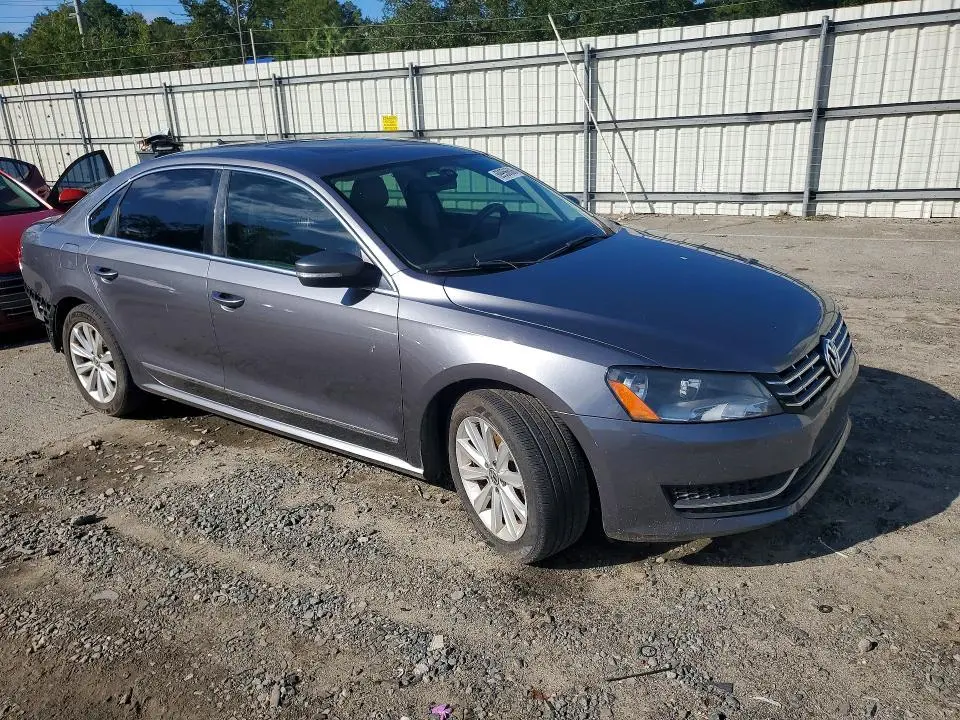 2013 VOLKSWAGEN PASSAT SEL  