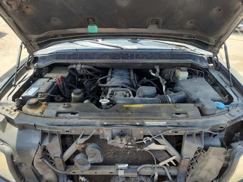 2010 INFINITI QX56 BASE  