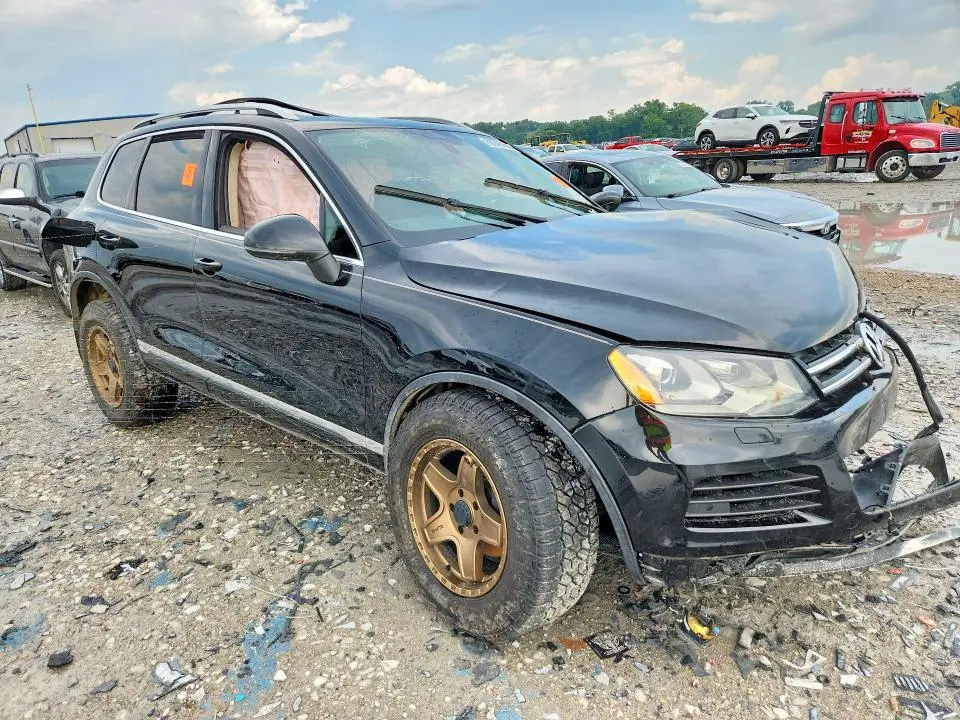 2013 VOLKSWAGEN TOUAREG V6 TDI  