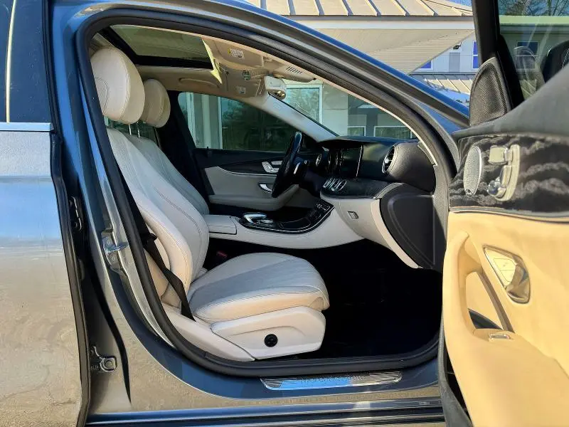 2017 MERCEDES-BENZ E 400 4MATIC  