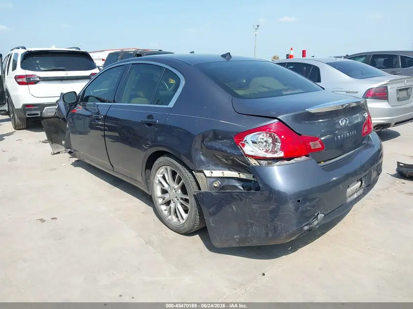 2012 INFINITI G37 JOURNEY