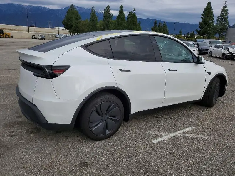 2026 TESLA MODEL Y   