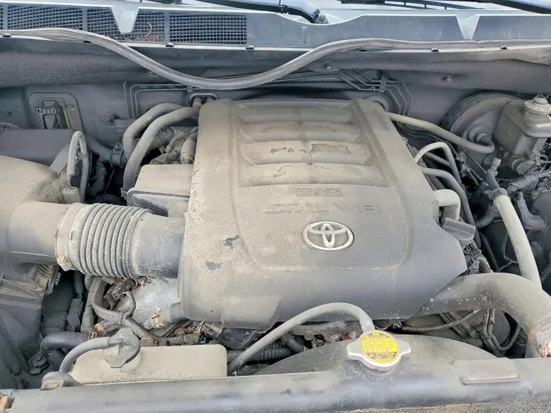 2014 TOYOTA TUNDRA CREWMAX SR5  