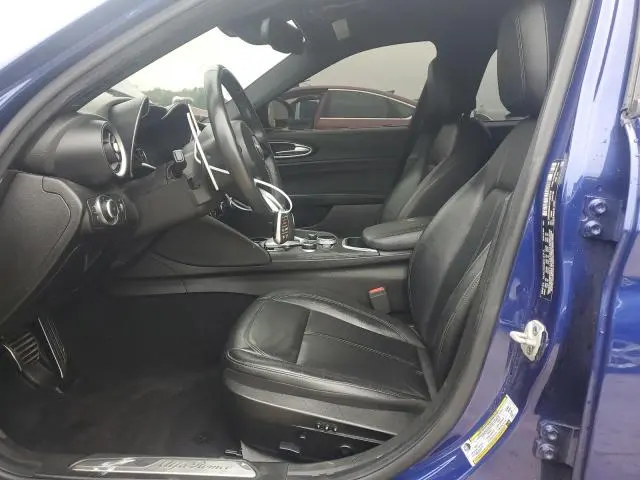 2022 ALFA ROMEO GIULIA   