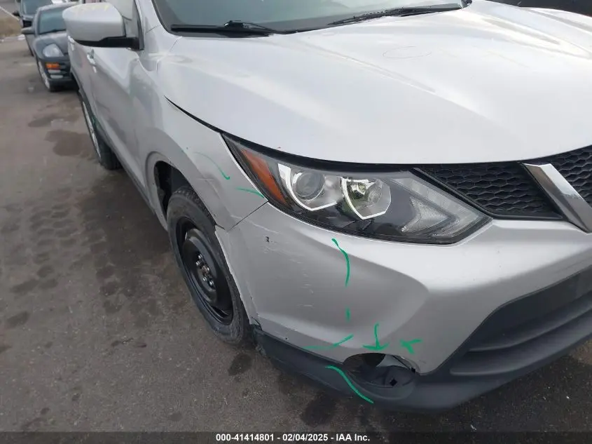 2017 NISSAN ROGUE SPORT S