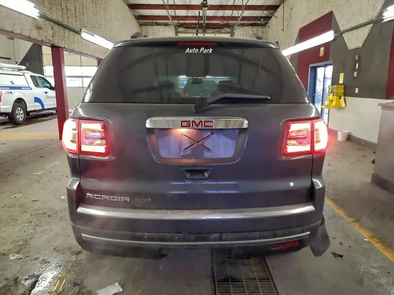 2014 GMC ACADIA SLE  