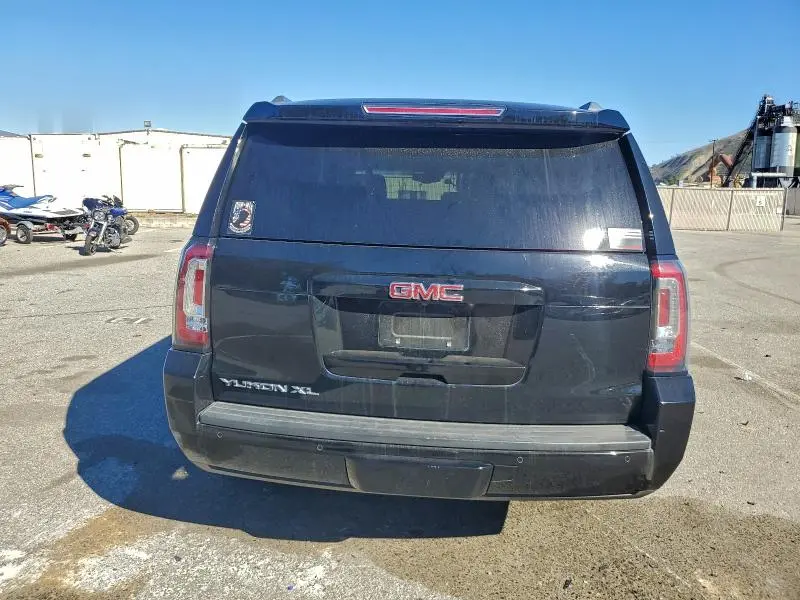2017 GMC YUKON XL C1500 SLT  