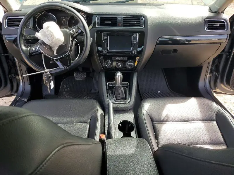 2016 VOLKSWAGEN JETTA SEL  