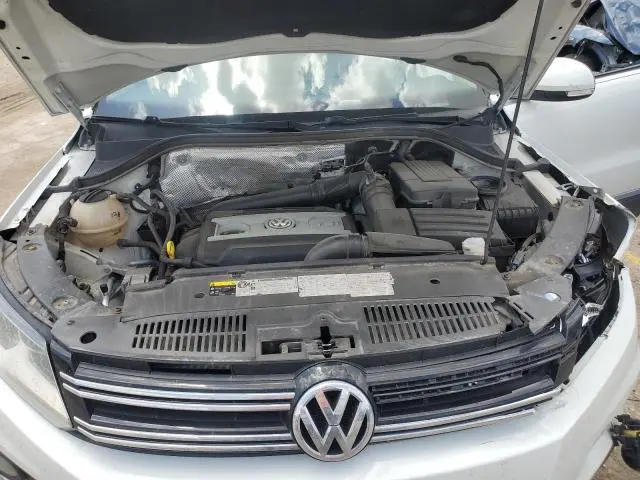 2015 VOLKSWAGEN TIGUAN S  