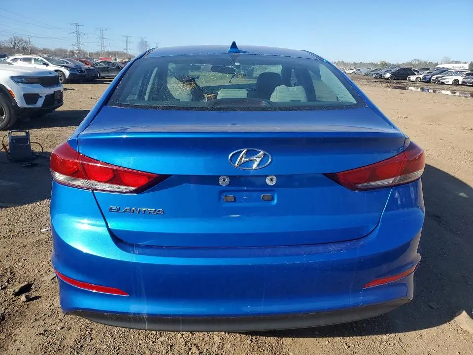 2017 HYUNDAI ELANTRA SE  