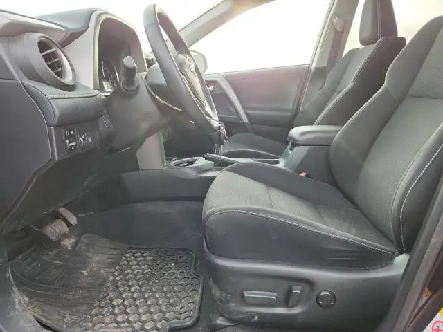 2017 TOYOTA RAV4 XLE  