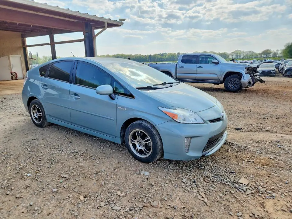 2013 TOYOTA PRIUS FOUR  