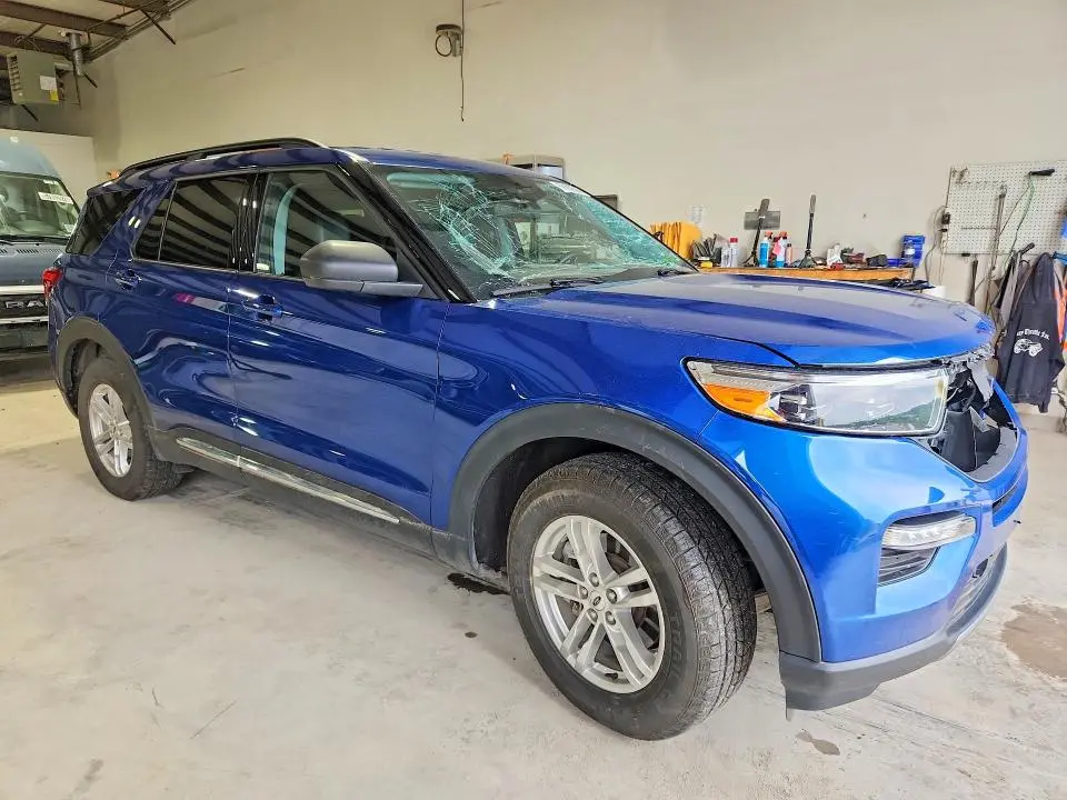 2021 FORD EXPLORER XLT  