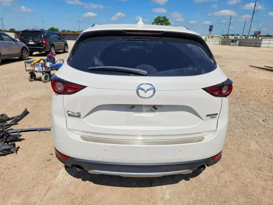 2021 MAZDA CX-5 SIGNATURE  
