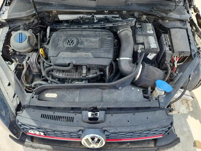2015 VOLKSWAGEN GTI   