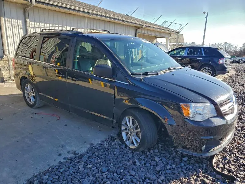 2018 DODGE GRAND CARAVAN SXT  