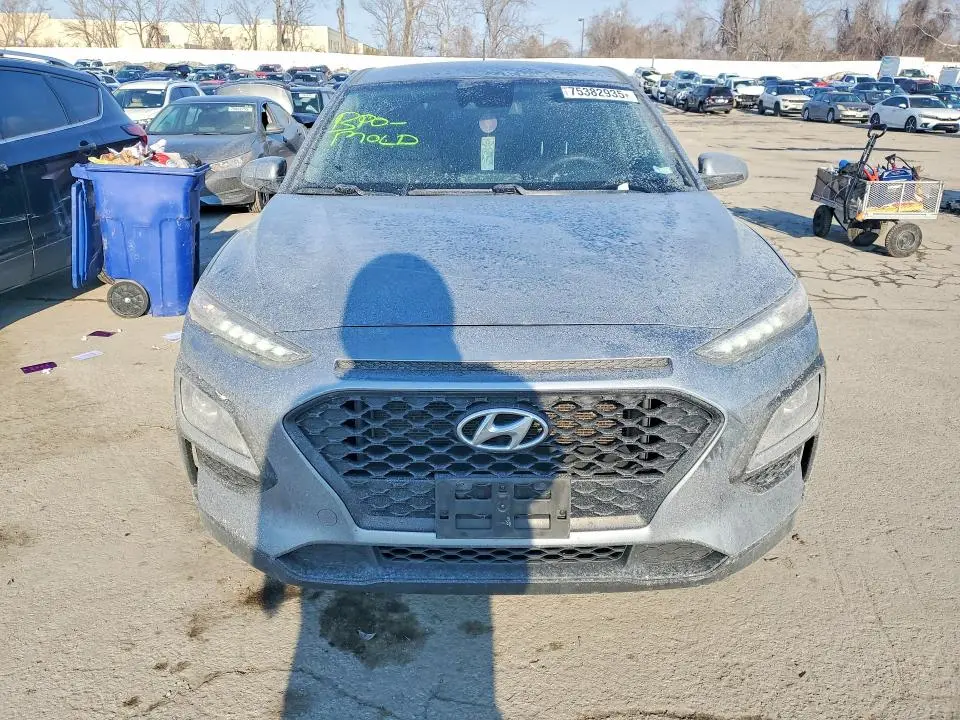 2019 HYUNDAI KONA SE  