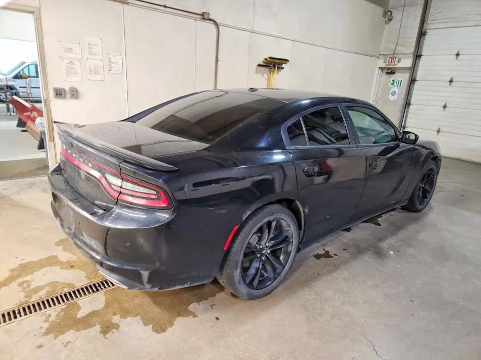 2018 DODGE CHARGER SXT  