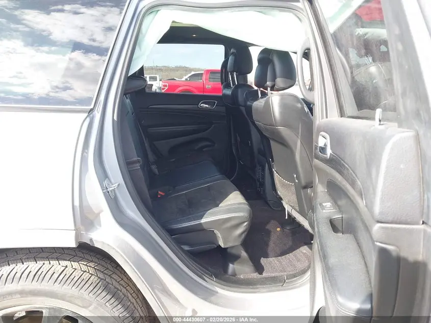 2019 JEEP GRAND CHEROKEE ALTITUDE 4X2