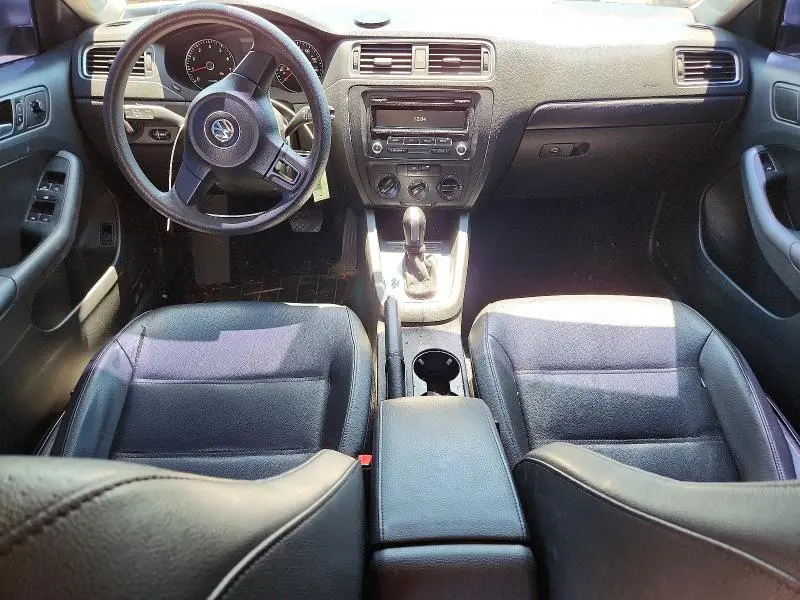 2014 VOLKSWAGEN JETTA SE  