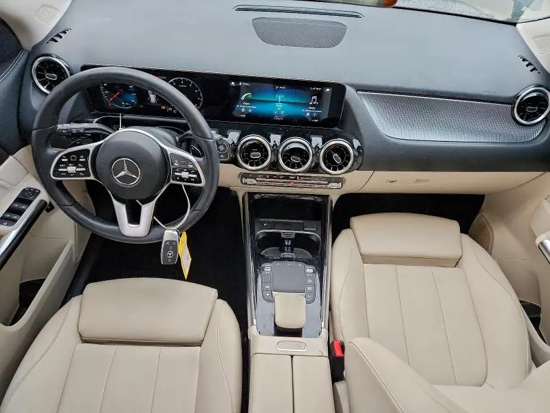 2022 MERCEDES-BENZ GLA 250  