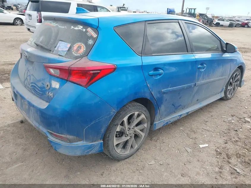 2017 TOYOTA COROLLA IM  