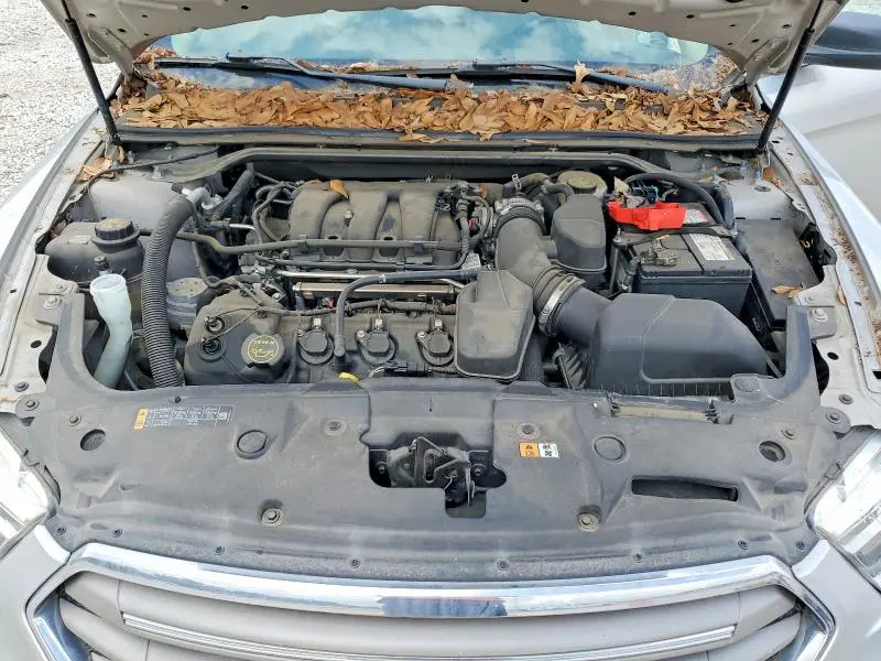 2016 FORD TAURUS SE  